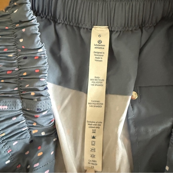 Lululemon Athletica Blue and White Relaxed Fit Athletic Shorts Like New - Picture 7 of 7